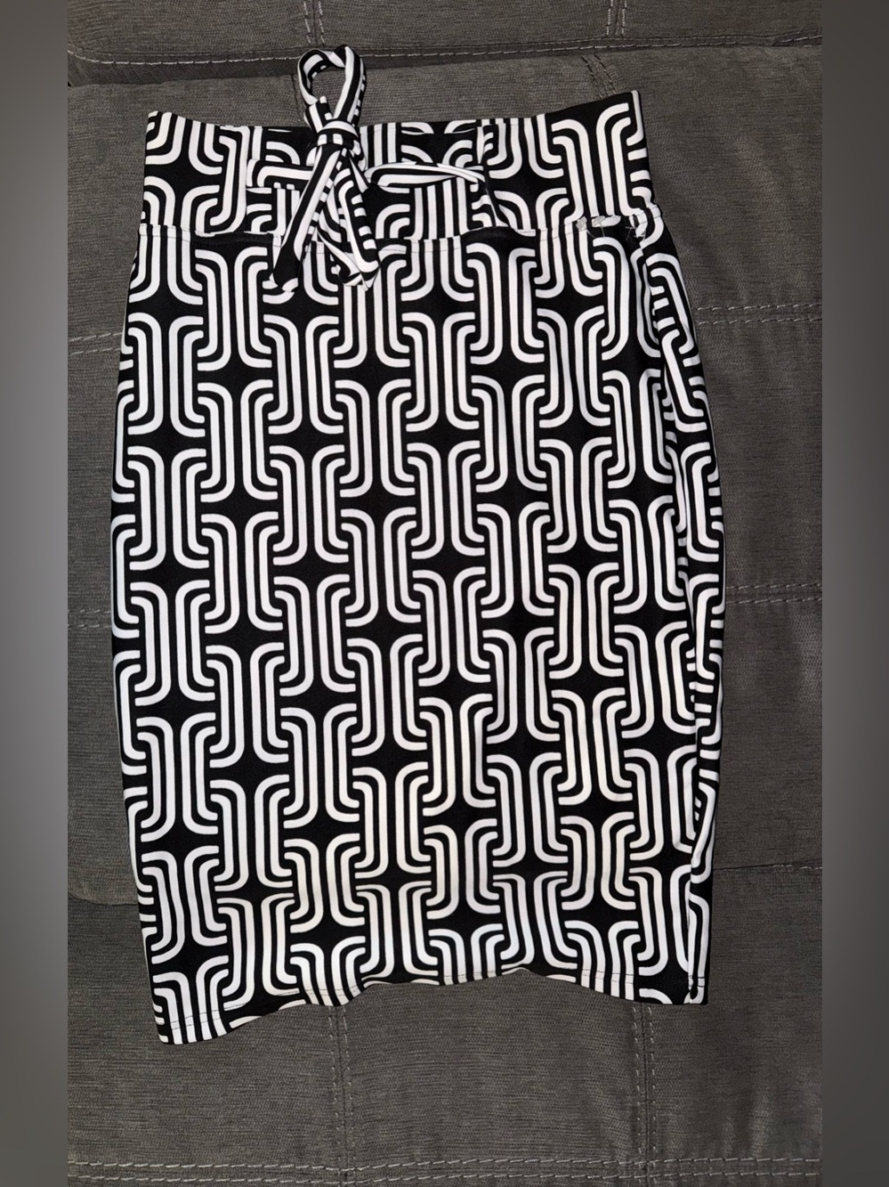 Black & White Geometric Tie-Waist Pencil Skirt